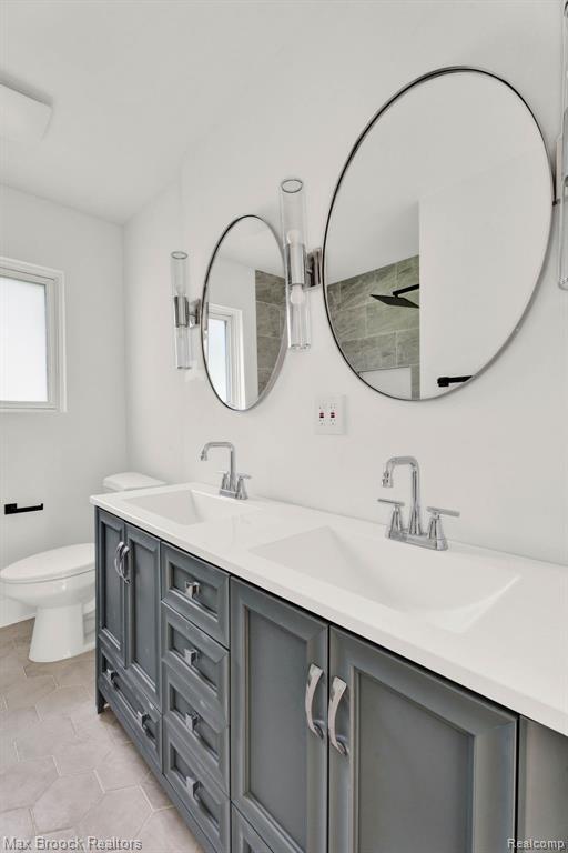 Building Photo - 7011 White Pine Dr