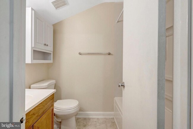 Building Photo - 13842 Beaujolais Ct