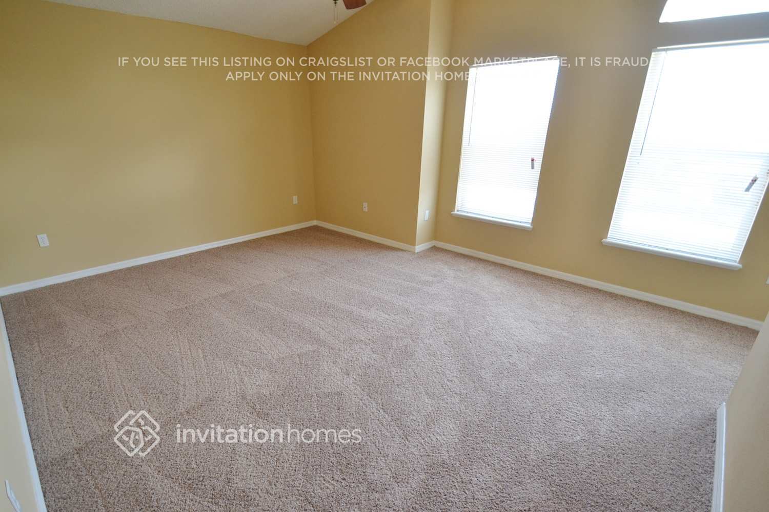 Building Photo - 6210 Calamari Pl