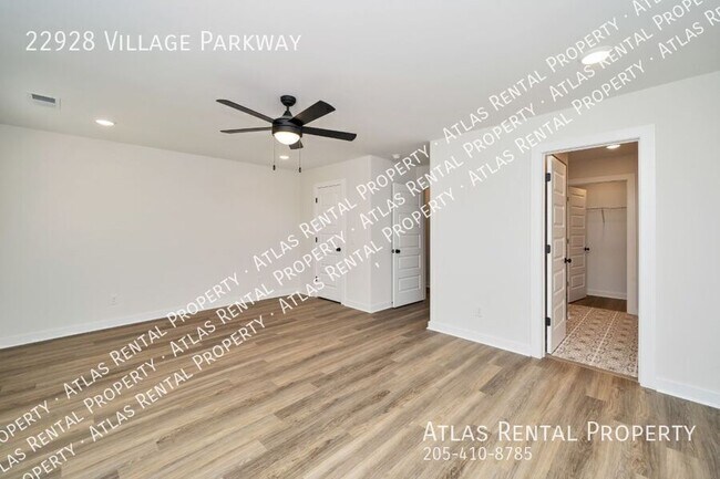 Building Photo - 22928 Village Pkwy