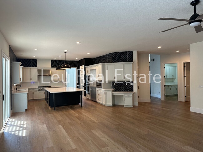 Building Photo - 2630 Giorno Way