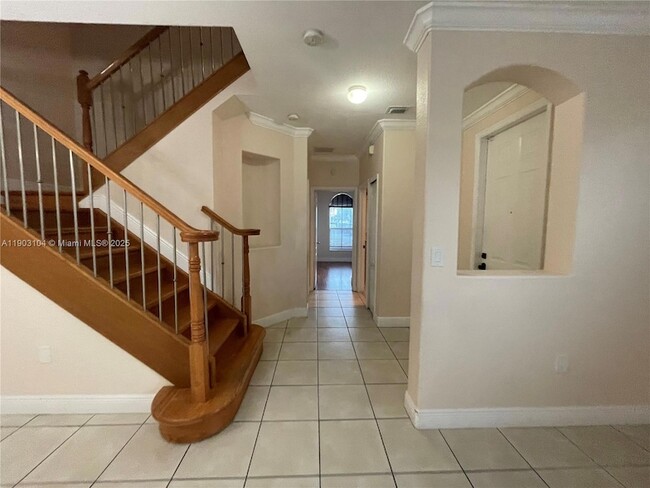 Building Photo - 15191 SW 23rd Ln