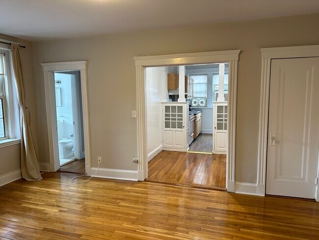 Building Photo - 1 Craigie St