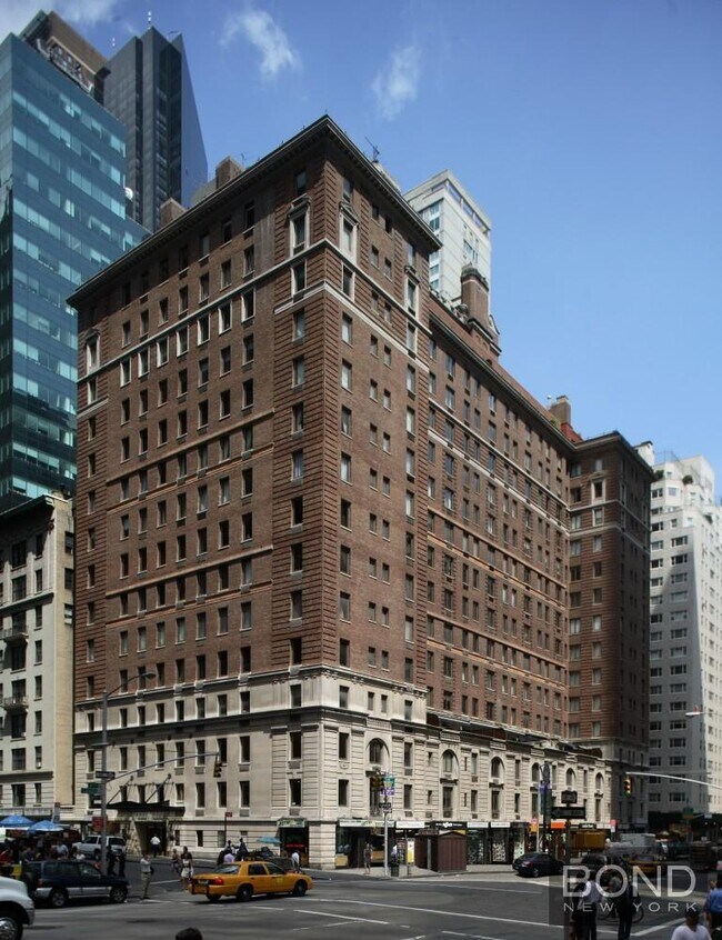 Building Photo - 101 W 55th St