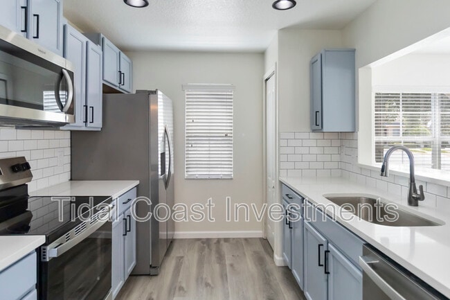 Building Photo - 113 Carina Cir