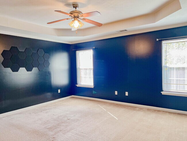 Building Photo - 6117 Independence Way