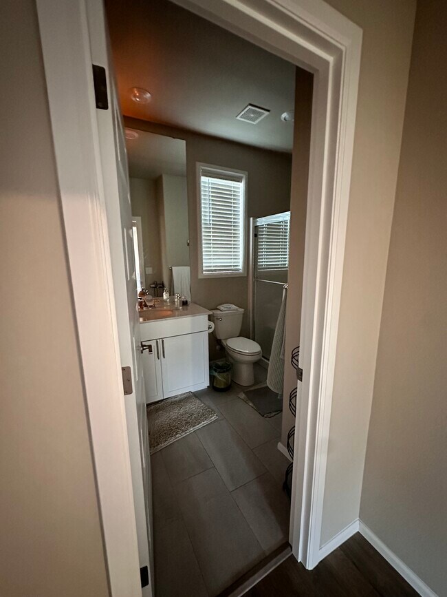 Building Photo - 12701 192nd Pl E