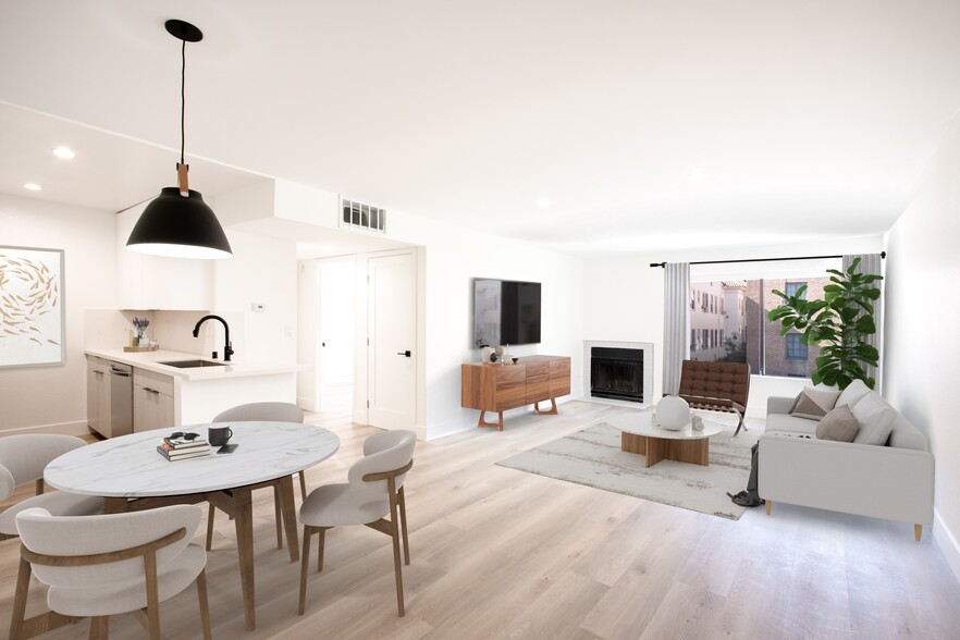 Primary Photo - 2123 Rodney Dr