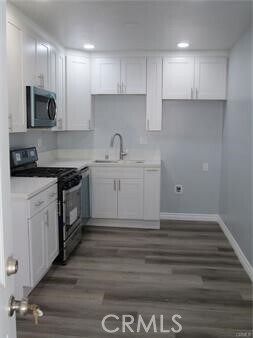 Building Photo - 47160 Elizabeth Dr
