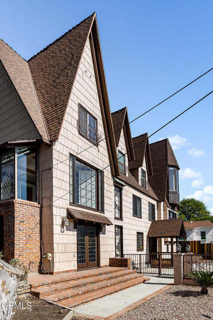Building Photo - 439 Cherry Dr