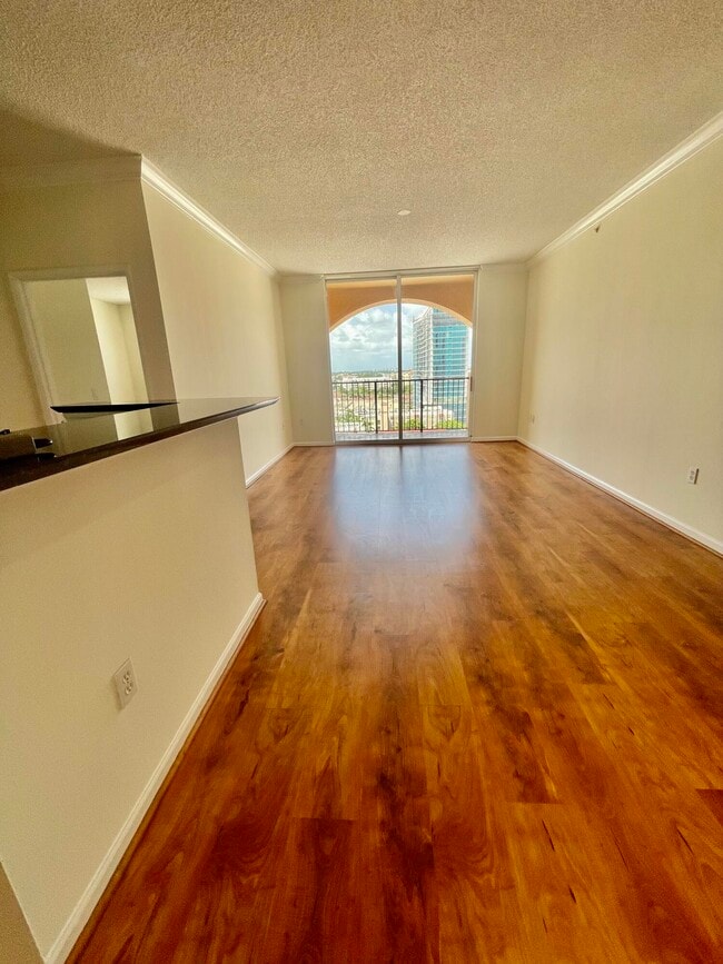 Building Photo - 651 Okeechobee Blvd