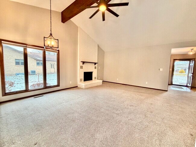 Building Photo - 117 Juniper Drive