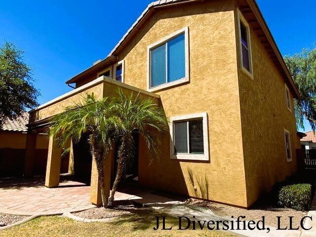 Building Photo - 4081 E Torrey Pines Ln