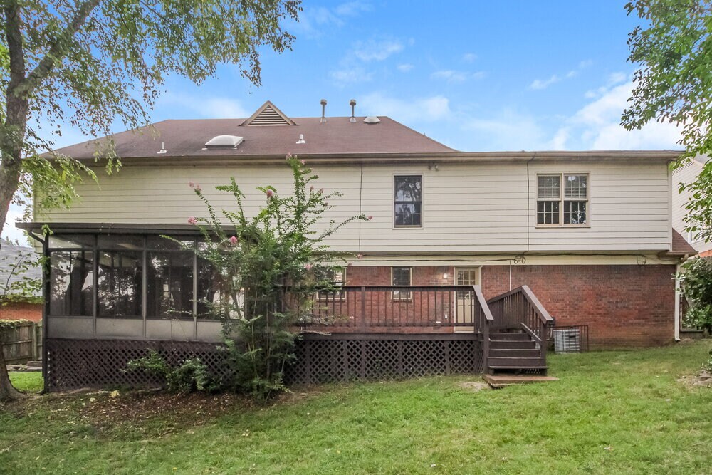 Building Photo - 405 Locust Grove Dr