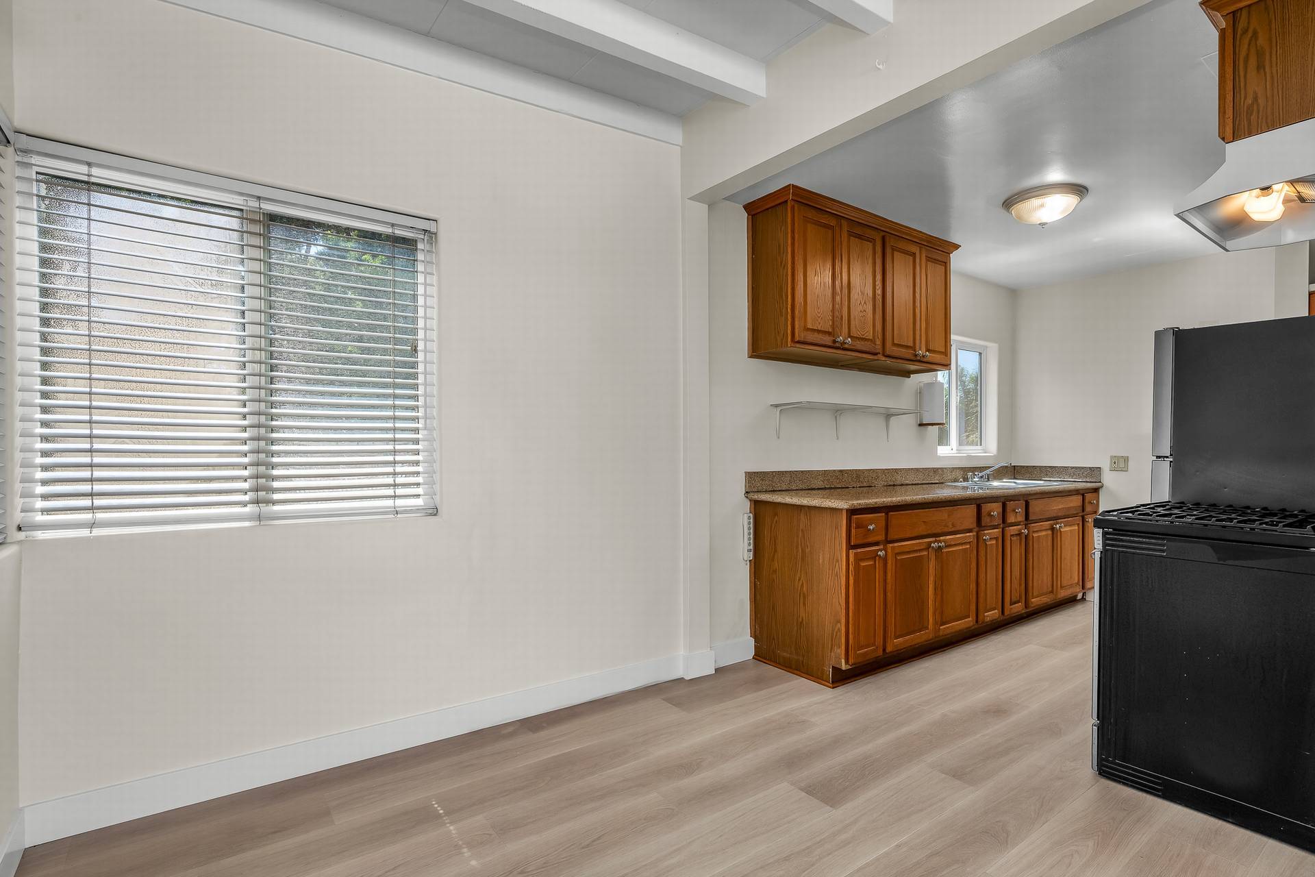 Building Photo - 1440 Manhattan Beach Blvd