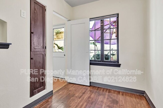 Building Photo - 3705 1st Ave