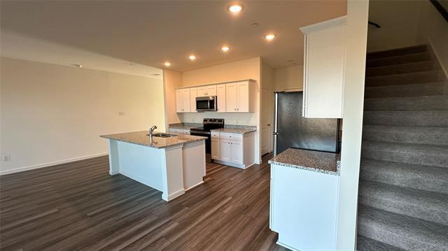 Building Photo - 1408 Lake Alpine Trl