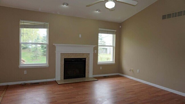 Building Photo - 1841 Wexford Cir
