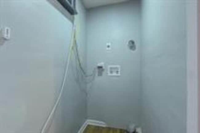 Building Photo - 4110 Clark Ave