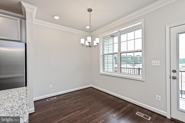 Building Photo - 4404 Fair Lakes Ct