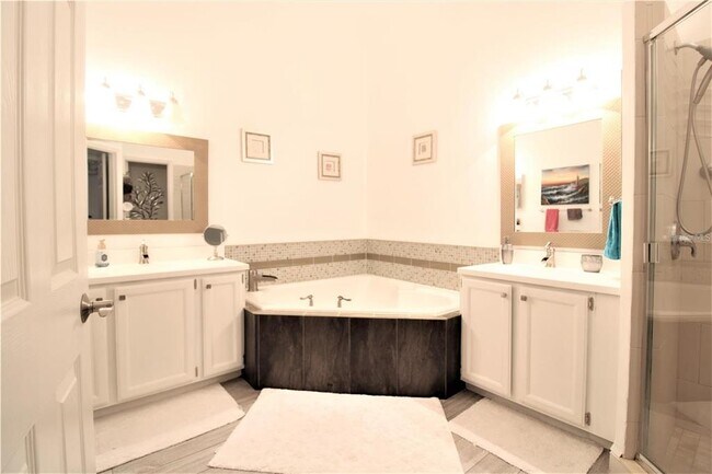 Building Photo - 2966 Cottage Grove Ct