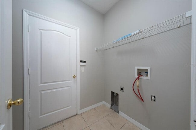 Building Photo - 607 Hacienda Cir