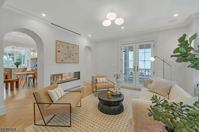 Building Photo - 84 Watchung Ave