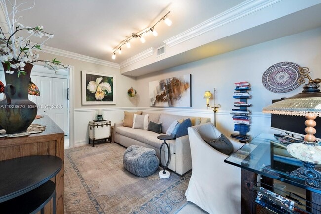 Building Photo - 4000 Towerside Terrace