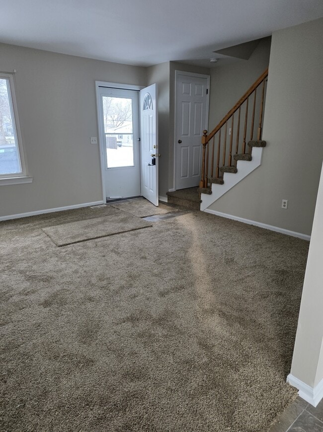 Building Photo - 2622 Maple St