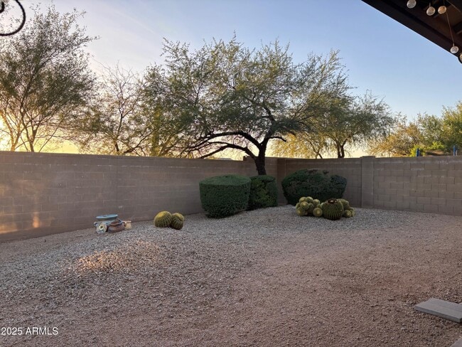 Building Photo - 39624 N Messner Way