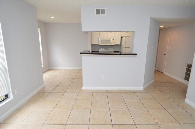 Building Photo - 8638 Fancy Finch Dr