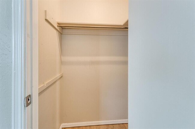 Building Photo - 2908 SW 62nd St