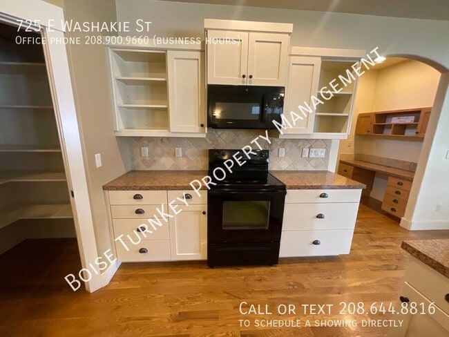 Building Photo - 725 Washakie St E