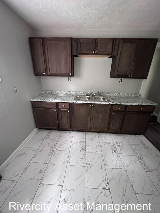 Building Photo - Rare Gem Ready For Move In!!!!! Section 8 ...