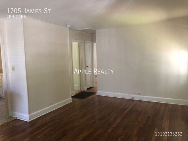 Building Photo - 1705 James St