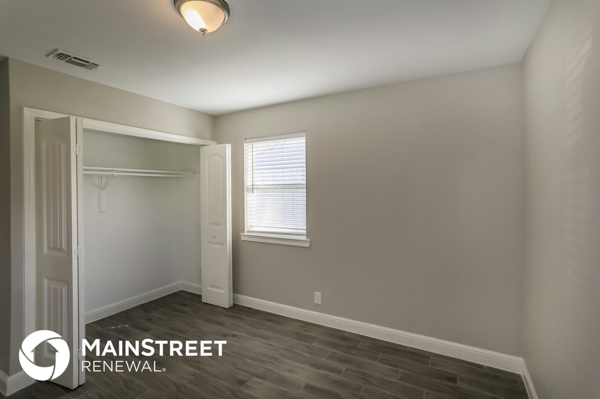 Building Photo - 1111 Glenn Dr