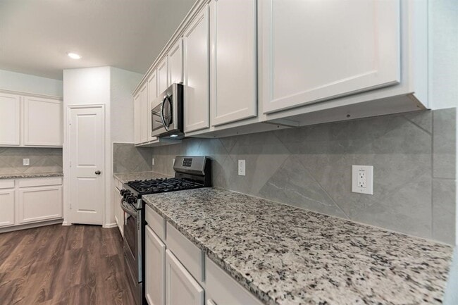 Building Photo - 6016 Heritage Creek Ln