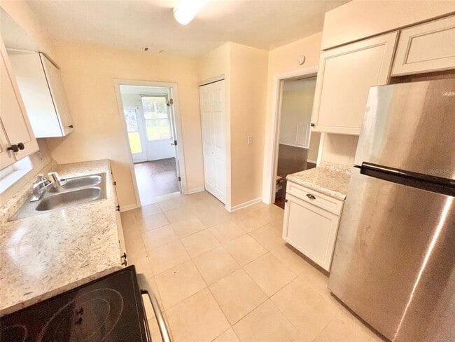 Building Photo - 1473 Piedmont Dr