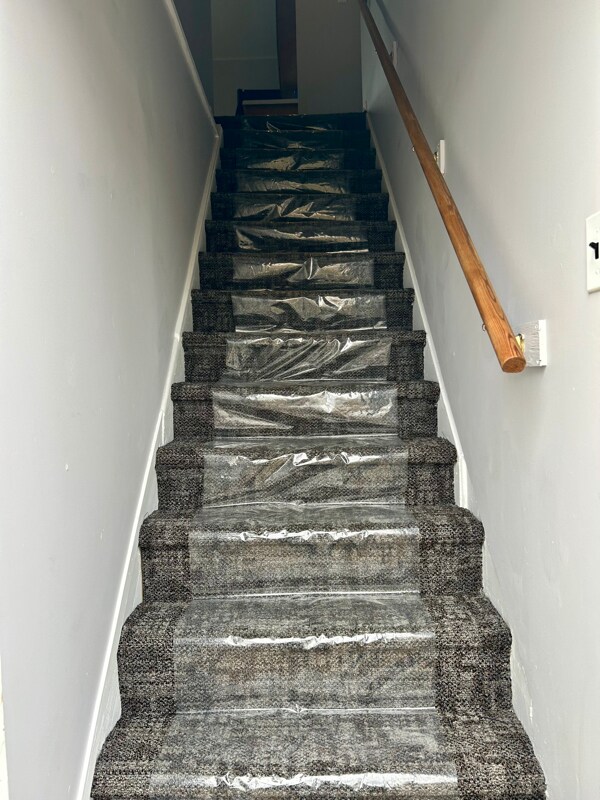 Building Photo - 112 Rock St