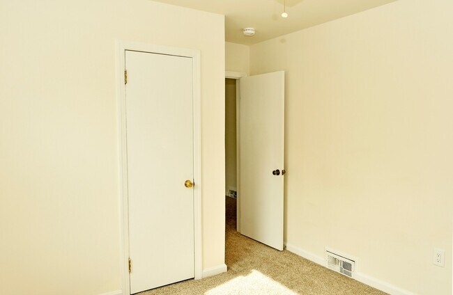 Building Photo - Frederick, MD