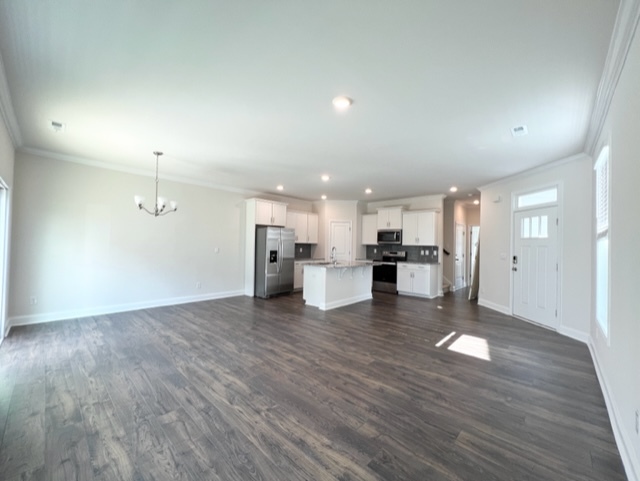 Open floor plan - 47 Cedar Hill Rd