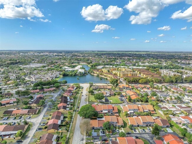 Building Photo - 8394 SW 148th Ave