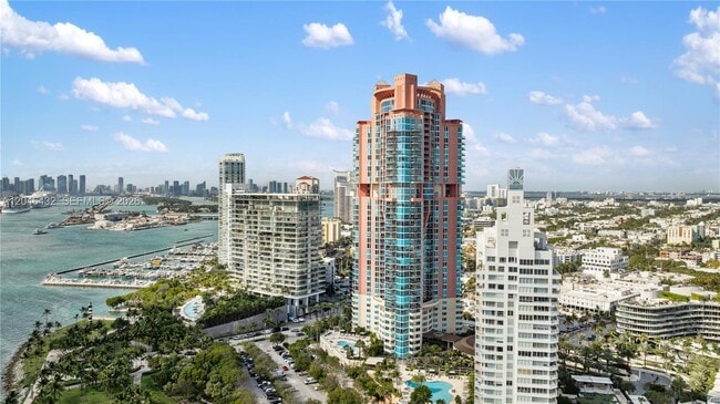 Building Photo - 300 South Pointe Dr