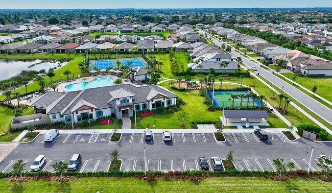 Building Photo - 8217 Cadre Noir Rd