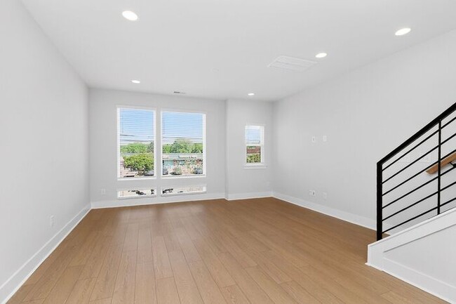 Building Photo - Brand New, Stunning 3BD/3.5BA Townhome on Graham w/ Full Bath on Top Floor! SUMMER SPECIAL! 50% O...
