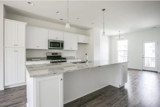 Kitchen Area - 6205 W STONEPATH GARDEN DR