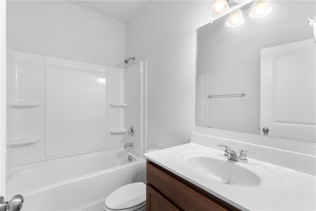 Building Photo - 360 Paulownia Cir