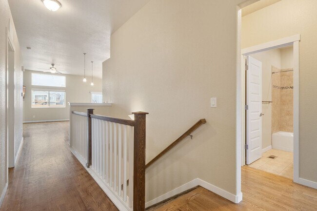 Building Photo - Spacious Modern 5-Bedroom Ranch Home in Hidden Valley Farm