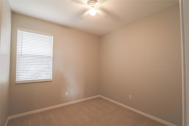 Building Photo - 622 Breezeway Ct