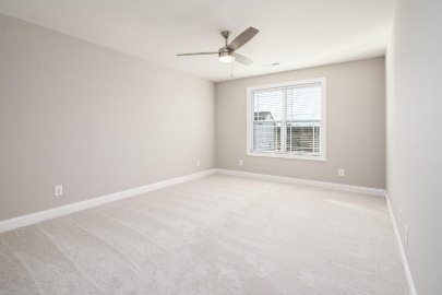 Building Photo - 4511 Laurel Rdg Dr